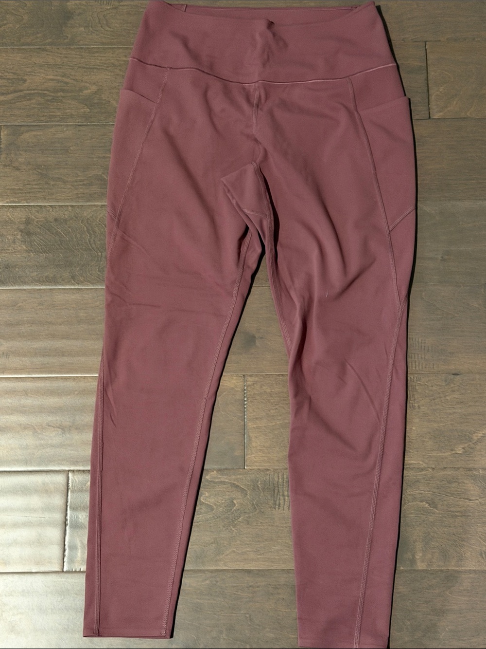 Uniqlo Women's High-Waist Leggings in Mauve